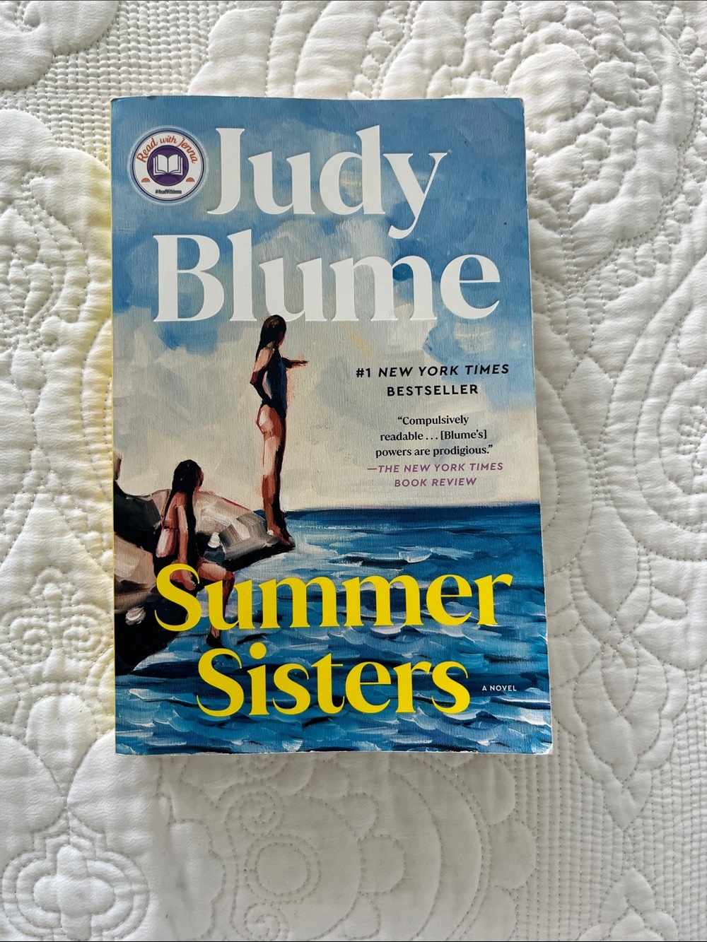 Judy Blume "Summer Sisters" Paperback - Blue & Yellow Cover